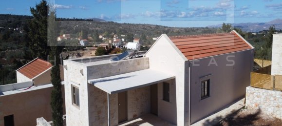 Propiedad comercial de 2 dormitorios en Vamos, Greece No. 8730 4