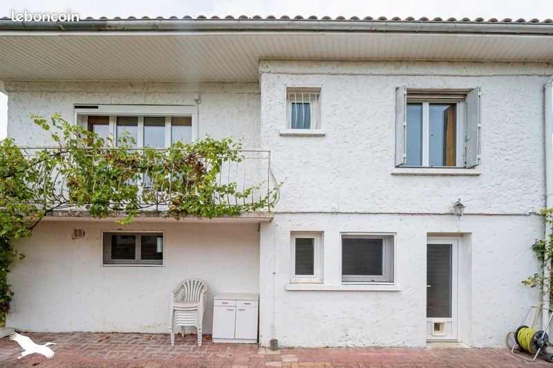 4 Schlafzimmer Haus in La Brede, France, Nr. 299009