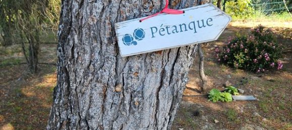 Parking in Bandol, France No. 333798 2