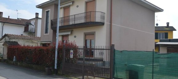 Villa de 6 habitaciónes en Massalengo, Italy No. 4205 2