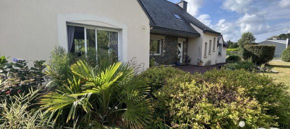 Дом с 6 комнатами в Ланволлон, Франция № 344627 13