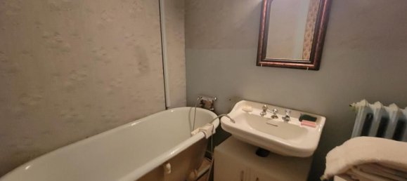 5 Schlafzimmer Haus in Betz-le-Chateau, France, Nr. 248186 13