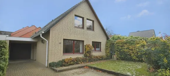 5 bedrooms Townhouse in Segeberg, Germany No. 80596 2