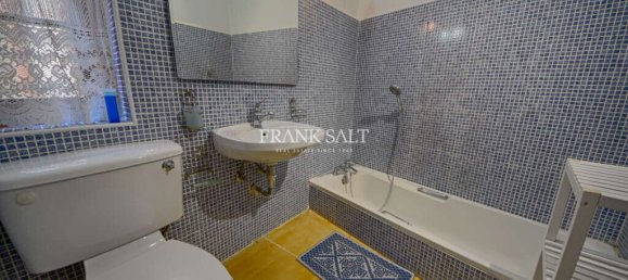 Casa de 3 dormitorios en Gharghur, Malta No. 6877 6