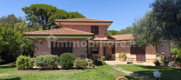 4 غرف نوم فيلا في Tarquinia, Italy رقم 277193 8