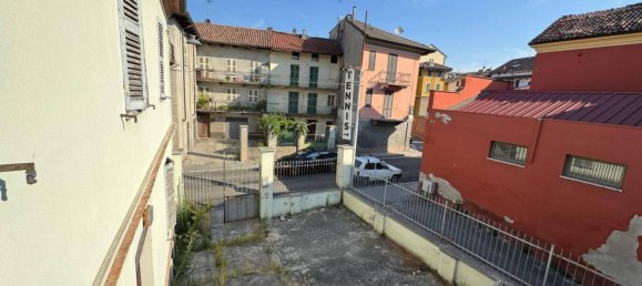 4 bedrooms House in Nizza Monferrato, Italy No. 356017 5