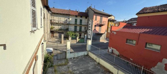 4 bedrooms House in Nizza Monferrato, Italy No. 356017 12