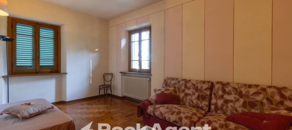6 bedrooms Villa in Massa e Cozzile, Italy No. 313185 17