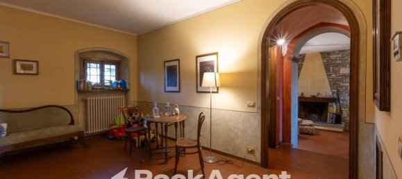 6 bedrooms Villa in Massa e Cozzile, Italy No. 313185 10