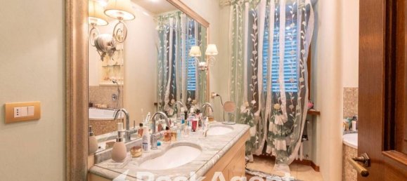 6 bedrooms Villa in Massa e Cozzile, Italy No. 313185 19