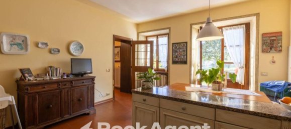 6 bedrooms Villa in Massa e Cozzile, Italy No. 313185 14