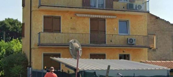 4 rooms Apartment in Verona, Italy No. 309165 13