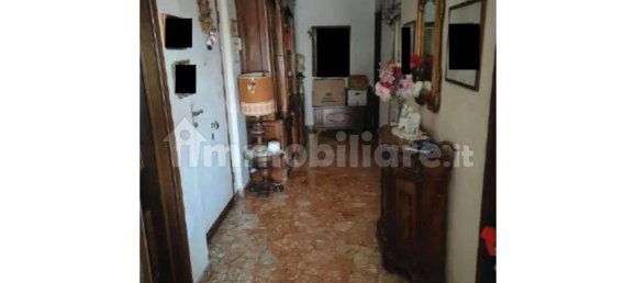 2 Schlafzimmer Wohnung in Cardano al Campo, Italy, Nr. 3159 5