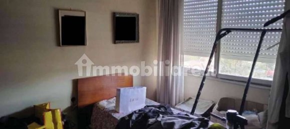 2 Schlafzimmer Wohnung in Cardano al Campo, Italy, Nr. 3159 9