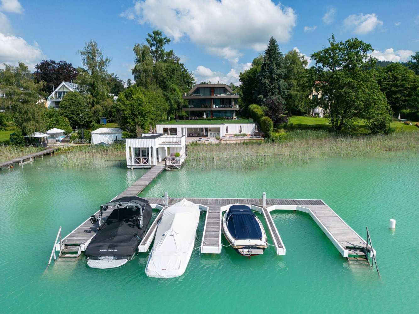 3 bedrooms Apartment in Krumpendorf am Worthersee, Austria No. 211652