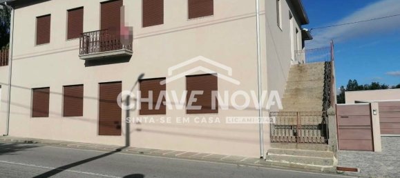 5 bedrooms House in Felgueiras, Portugal No. 42800 17