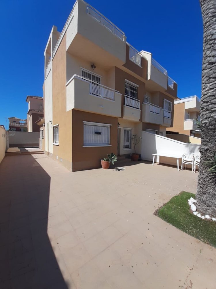 4 bedrooms House in Torre de la Horadada, Spain No. 163596