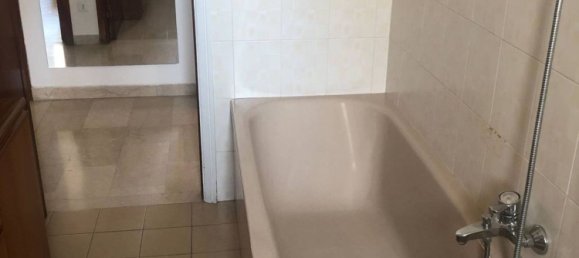 5 bedrooms Apartment in Ferrara, Italy No. 371217 14