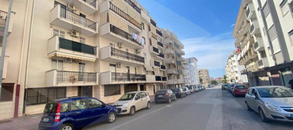 Квартира с 4 комнатами в Мольфетта, Италия № 23498 43