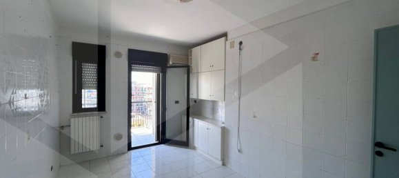 Квартира с 4 комнатами в Мольфетта, Италия № 23498 15