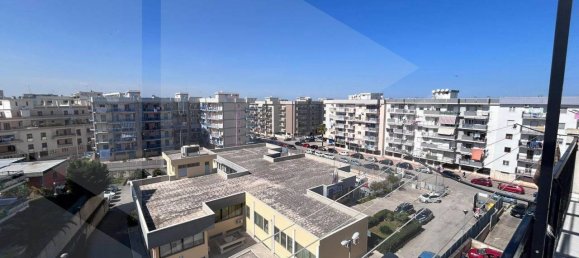 Квартира с 4 комнатами в Мольфетта, Италия № 23498 17