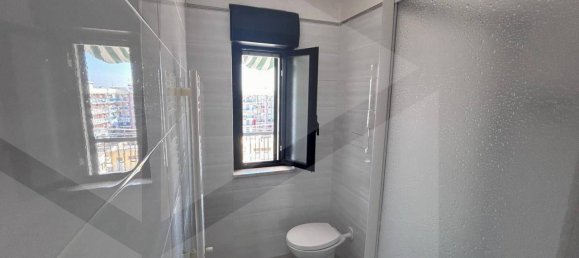 Квартира с 4 комнатами в Мольфетта, Италия № 23498 7