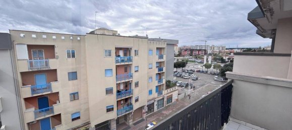 Квартира с 4 комнатами в Мольфетта, Италия № 23498 27