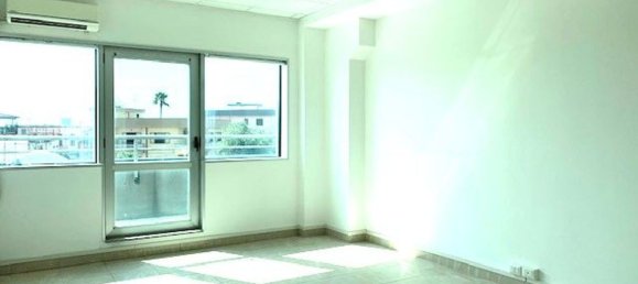 40m² Office in Aprilia, Italy No. 332375 8