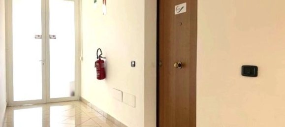 40m² Office in Aprilia, Italy No. 332375 5