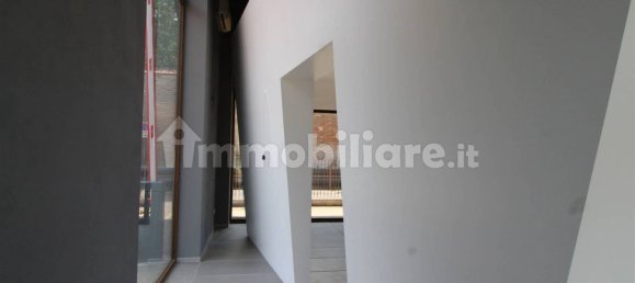 4-salle Propriété commerciale à Piacenza, Italy No. 207513 9