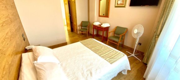 Propriété commerciale à San Cristobal de Entrevinas, Spain 2200m² No. 141094 38