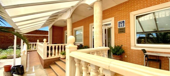 Propriété commerciale à San Cristobal de Entrevinas, Spain 2200m² No. 141094 4