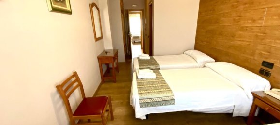 Propriété commerciale à San Cristobal de Entrevinas, Spain 2200m² No. 141094 42