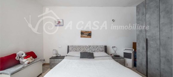 3 Schlafzimmer Haus in Medesano, Italy, Nr. 380381 6