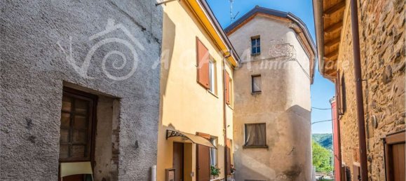 3 Schlafzimmer Haus in Medesano, Italy, Nr. 380381 15