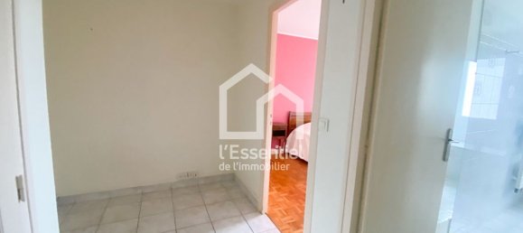 2 غرف نوم شقة في Poissy, France رقم 178444 12