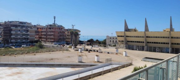 2 bedrooms Apartment in Rome, Italy No. 318382 3