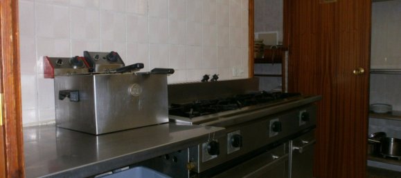 Коммерческая недвижимость 94м² в Сеговия, Испания № 73148 16