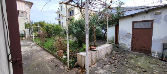 3 rooms House in Cisterna di Latina, Italy No. 176426 5