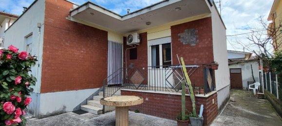 3 rooms House in Cisterna di Latina, Italy No. 176426 2