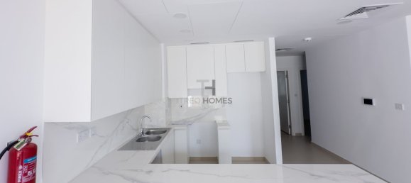 3 bedrooms Townhouse in Dubai, UAE No. 31366 6