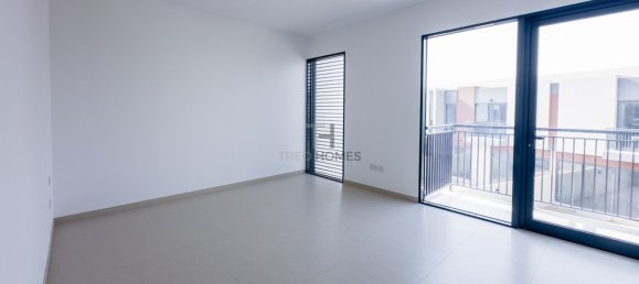 3 bedrooms Townhouse in Dubai, UAE No. 31366 11