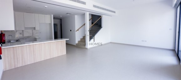 3 bedrooms Townhouse in Dubai, UAE No. 31366 7