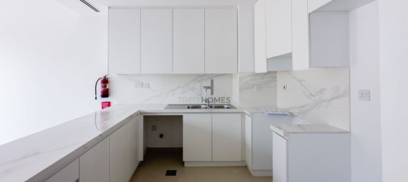 3 bedrooms Townhouse in Dubai, UAE No. 31366 2