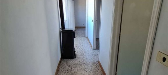 8-Zimmer Haus in Ancona, Italy, Nr. 173413 8