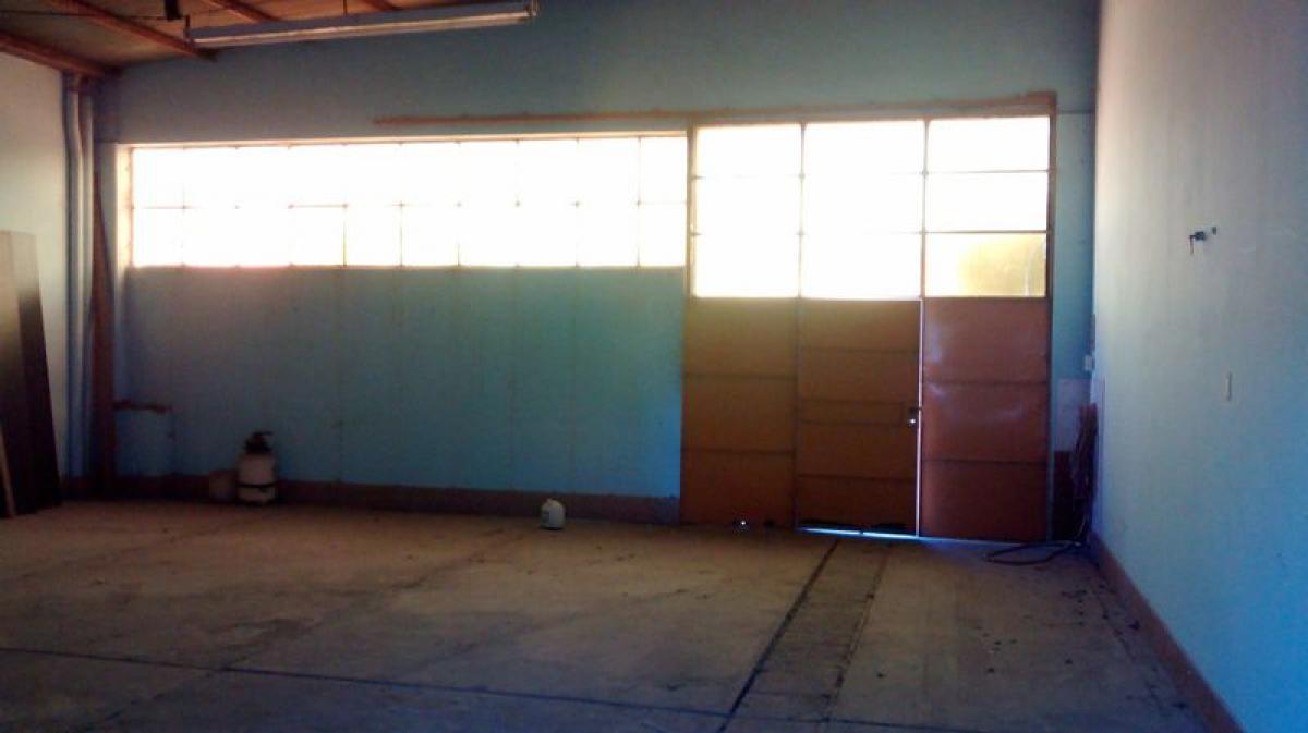 110m² Building in Buenos Aires, Argentina No. 106021