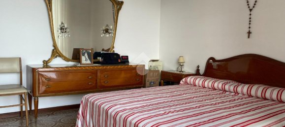 Apartamento de 4 habitaciónes en Rapallo, Italy No. 39807 19