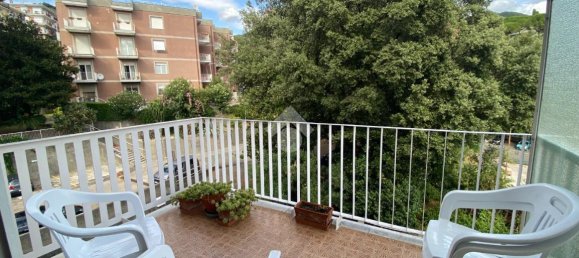 Apartamento de 4 habitaciónes en Rapallo, Italy No. 39807 6