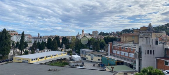 Apartamento de 4 habitaciónes en Rapallo, Italy No. 39807 3