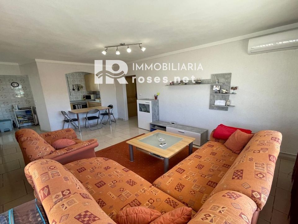 3 bedrooms Townhouse in Roses, Spain No. 240947